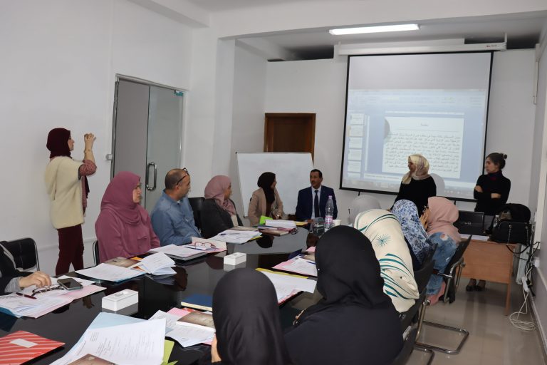 تكوين اطارات الصحة الجوارية-min